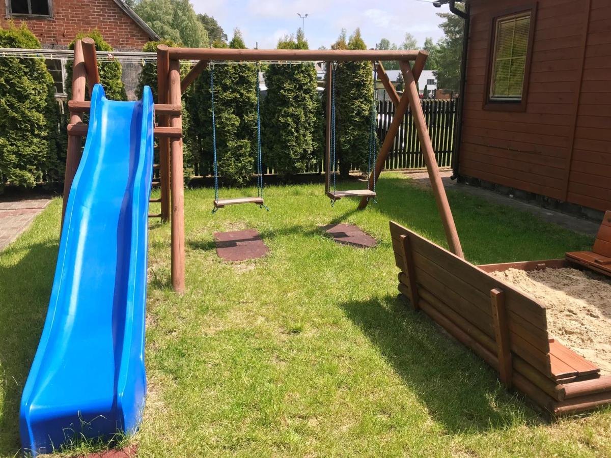 Pokoje Pod Kasztanami Jantar Exterior foto